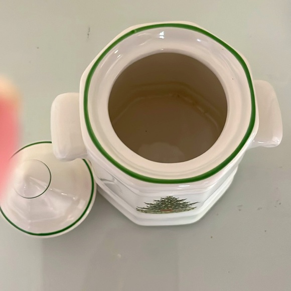 Pfalzgraff Christmas Sugar and Creamer - Picture 6 of 9